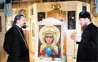 Отец Александр, настоятель хабаровской Покровской общины Русской Православной Старообрядческой Церкви и магаданский священник отец Сергий