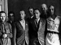 Г.Ф. Байдуков, В.П. Чкалов и А.В. Беляков с товарищами в Кремле после вручения правительственных наград. 17 августа 1936 года