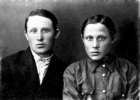 Братья Шура и Георгий. 1934
