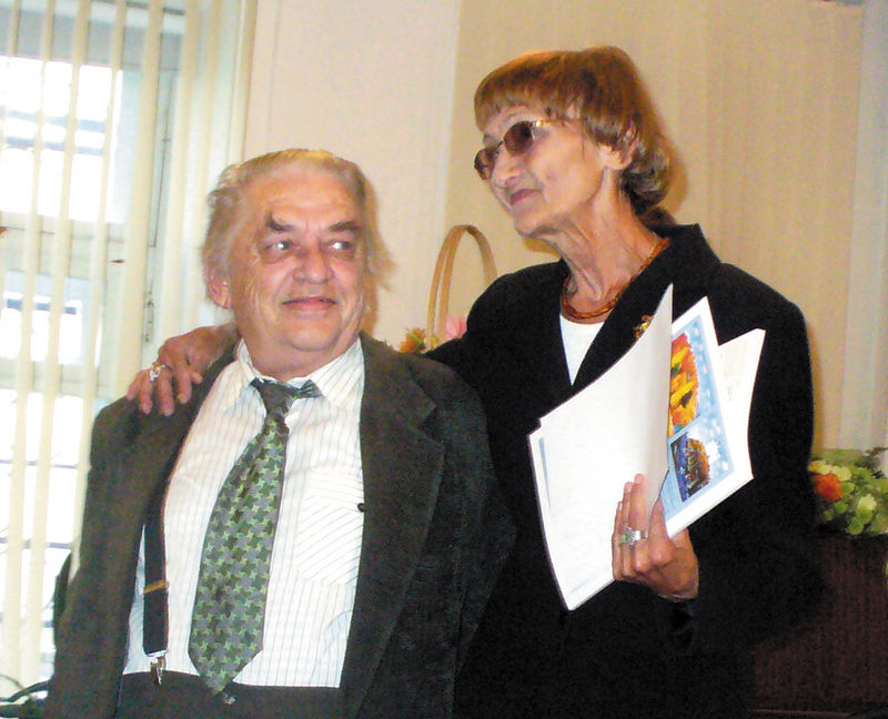 Первый главный редактор журнала В.В. Белобородов  и председатель ХФК С.Ю. Черепанова. 2008