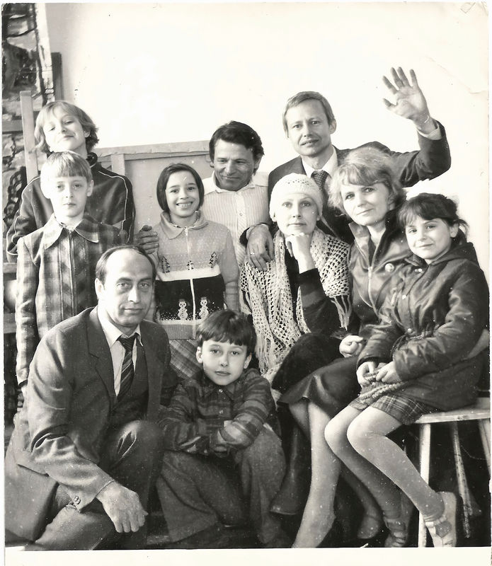 Н.И. Холодок, в центре Г.М. Кутуров, Е.В. Бурлов. 1 мая 1985 г.  Из архива Н.И. Холодка