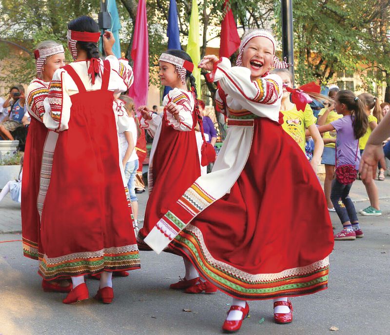 Образцовый хор русской песни «Млада» неизменно занимает высшие ступеньки почета на всех фестивалях и конкурсах
