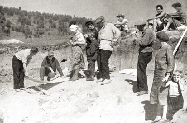 Раскопки в Бурете. 1940