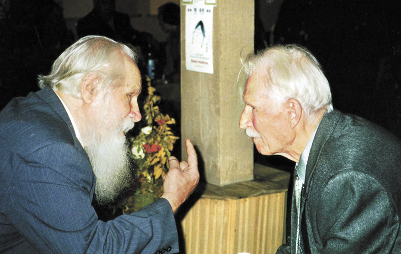 Всеволод Петрович Сысоев и Николай Дмитриевич Наволочкин. 2002