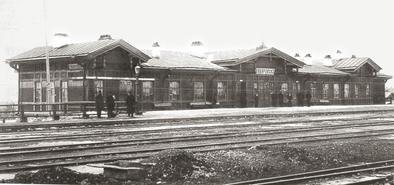 Здание первого хабаровского железнодорожного вокзала
