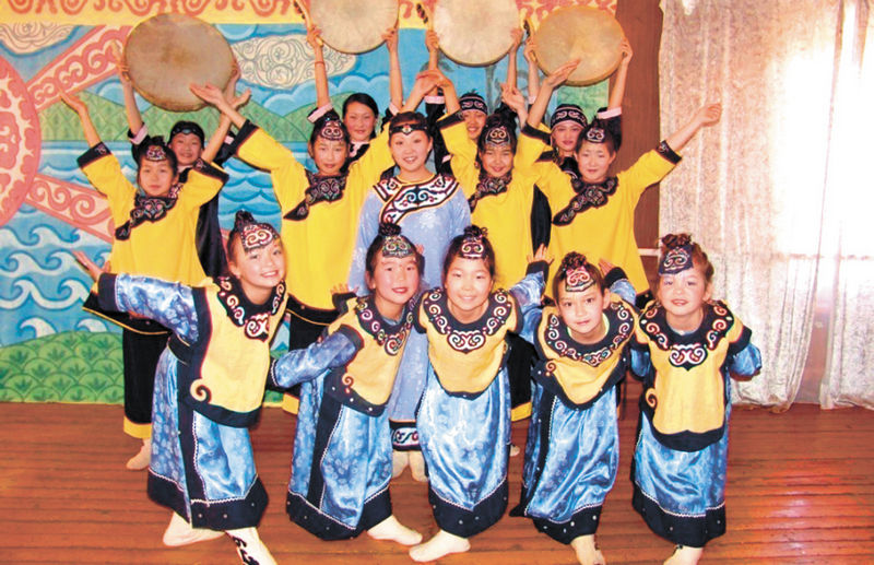 Детский образцовый песенно-танцевальный  ансамбль «Тасима»